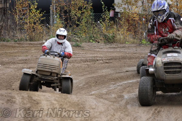 Ruohonleikkureiden 3h kest�vyysajot 17.10.2009