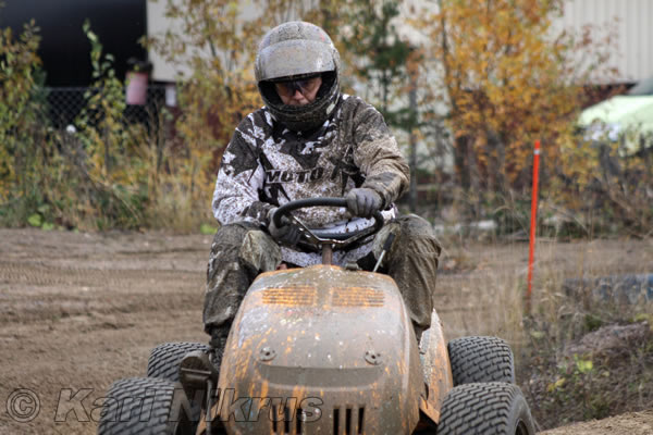 Ruohonleikkureiden 3h kest�vyysajot 17.10.2009