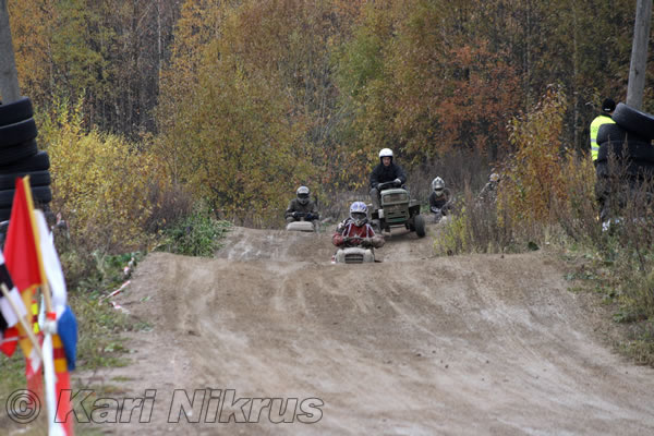 Ruohonleikkureiden 3h kest�vyysajot 17.10.2009