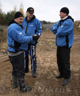 Ruohonleikkureiden 3h kest�vyysajot 17.10.2009