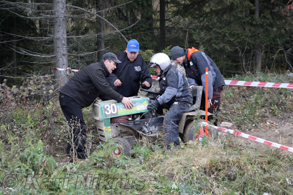 Ruohonleikkureiden 3h kest�vyysajot 17.10.2009