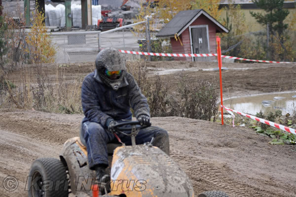 Ruohonleikkureiden 3h kest�vyysajot 17.10.2009
