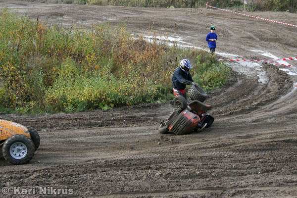 Ruohonleikkureiden 3h SM-kest�vyysajot 29.9.2007