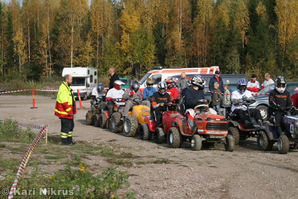 Ruohonleikkureiden 3h SM-kest�vyysajot 29.9.2007