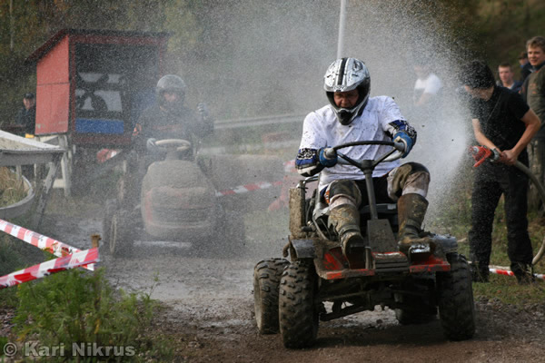 Ruohonleikkureiden 3h SM-kest�vyysajot 29.9.2007
