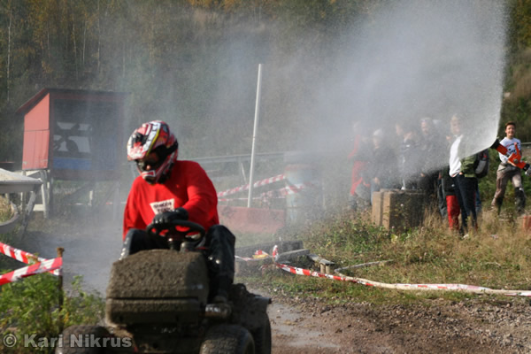 Ruohonleikkureiden 3h SM-kest�vyysajot 29.9.2007