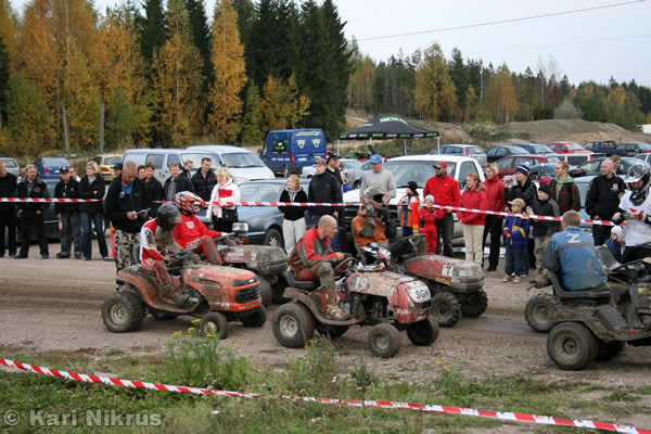 Ruohonleikkureiden 3h SM-kest�vyysajot 29.9.2007