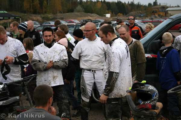 Ruohonleikkureiden 3h SM-kest�vyysajot 29.9.2007