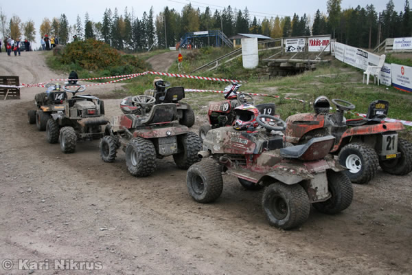 Ruohonleikkureiden 3h SM-kest�vyysajot 29.9.2007