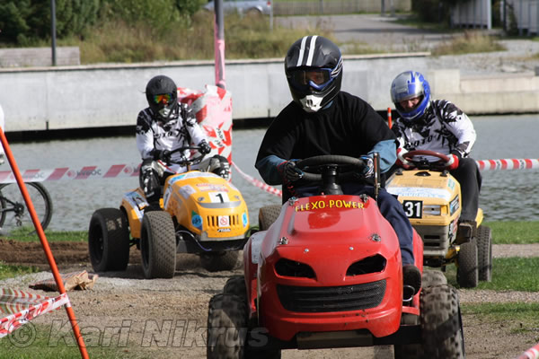 Ruohonleikkureiden 3h kest�vyysajot 29.8.2009