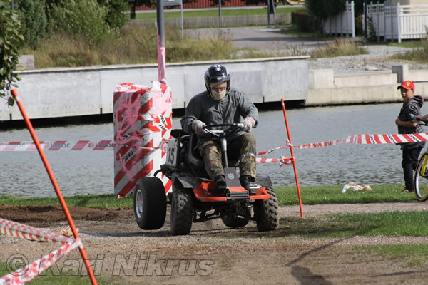 Ruohonleikkureiden 3h kest�vyysajot 29.8.2009