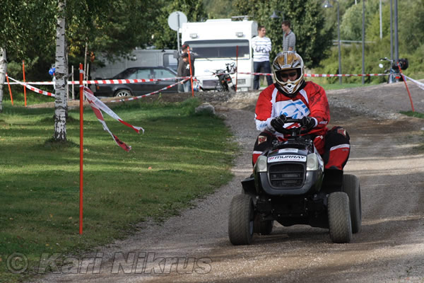 Ruohonleikkureiden 3h kest�vyysajot 29.8.2009