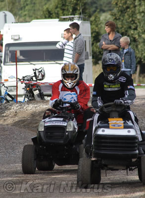 Ruohonleikkureiden 3h kest�vyysajot 29.8.2009