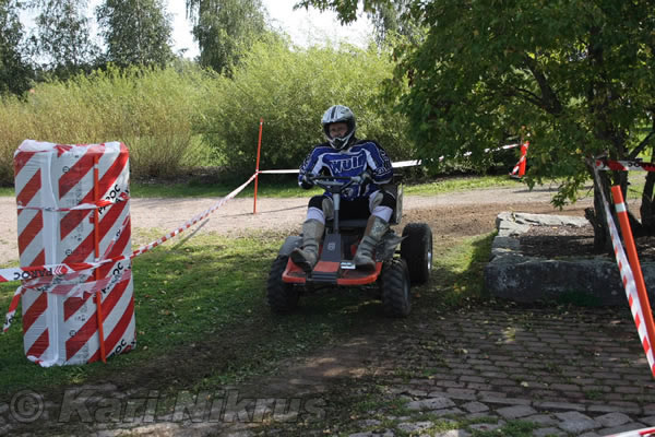 Ruohonleikkureiden 3h kest�vyysajot 29.8.2009
