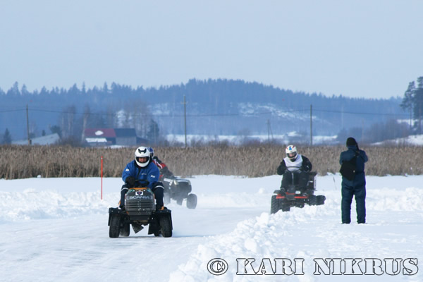 Ruohonleikkureiden 3h kest�vyysajot 21.02.2009