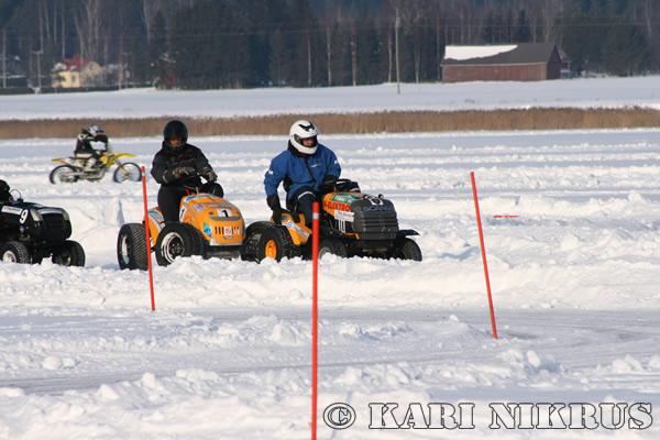 Ruohonleikkureiden 3h kest�vyysajot 21.02.2009