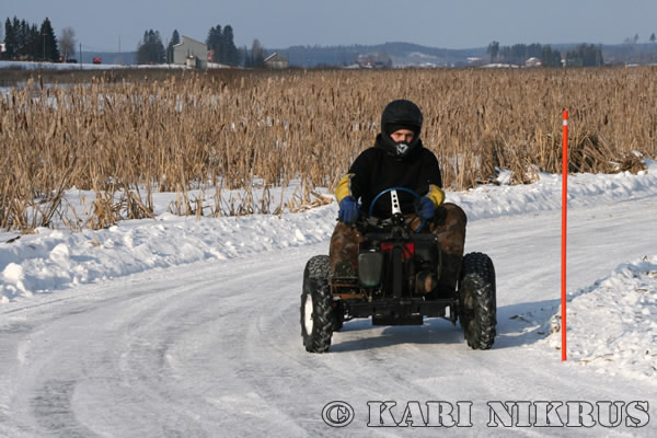 Ruohonleikkureiden 3h kest�vyysajot 21.02.2009
