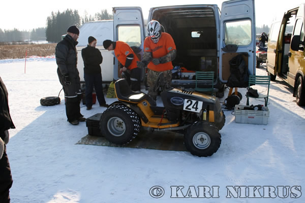 Ruohonleikkureiden 3h kest�vyysajot 21.02.2009