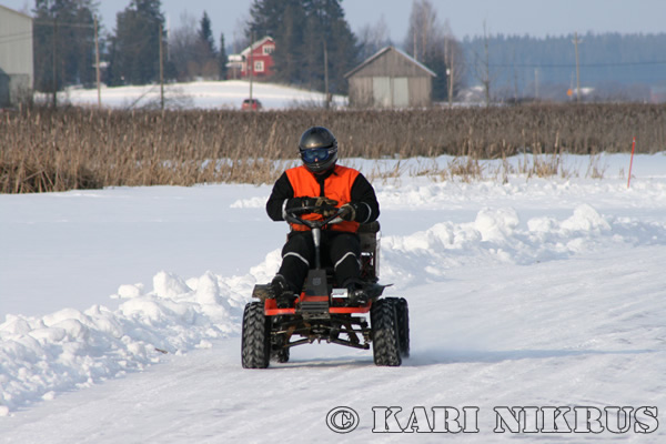 Ruohonleikkureiden 3h kest�vyysajot 21.02.2009
