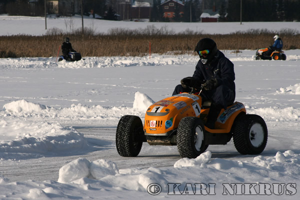 Ruohonleikkureiden 3h kest�vyysajot 21.02.2009