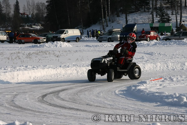 Ruohonleikkureiden 3h kest�vyysajot 21.02.2009