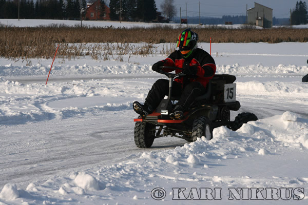 Ruohonleikkureiden 3h kest�vyysajot 21.02.2009