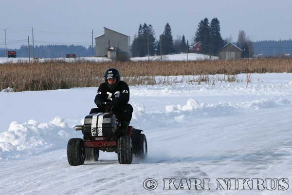 Ruohonleikkureiden 3h kest�vyysajot 21.02.2009
