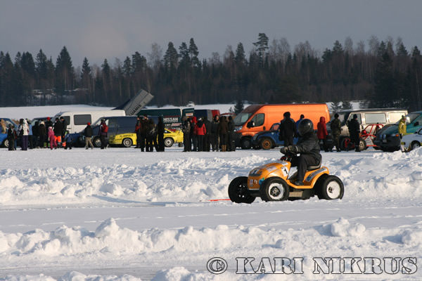 Ruohonleikkureiden 3h kest�vyysajot 21.02.2009