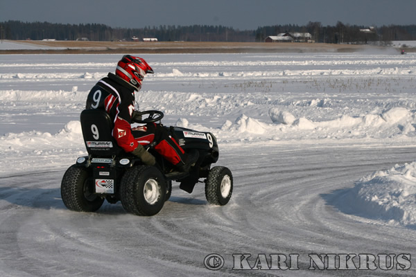 Ruohonleikkureiden 3h kest�vyysajot 21.02.2009