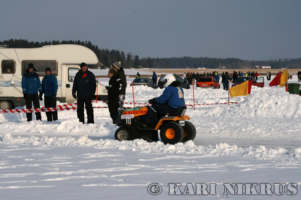 Ruohonleikkureiden 3h kest�vyysajot 21.02.2009