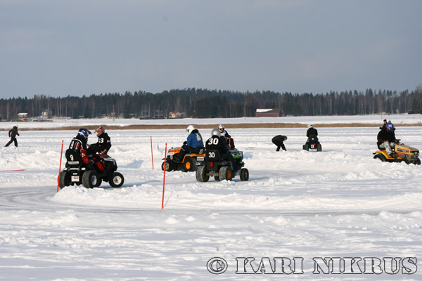 Ruohonleikkureiden 3h kest�vyysajot 21.02.2009