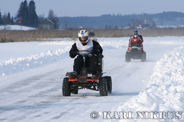 Ruohonleikkureiden 3h kest�vyysajot 21.02.2009